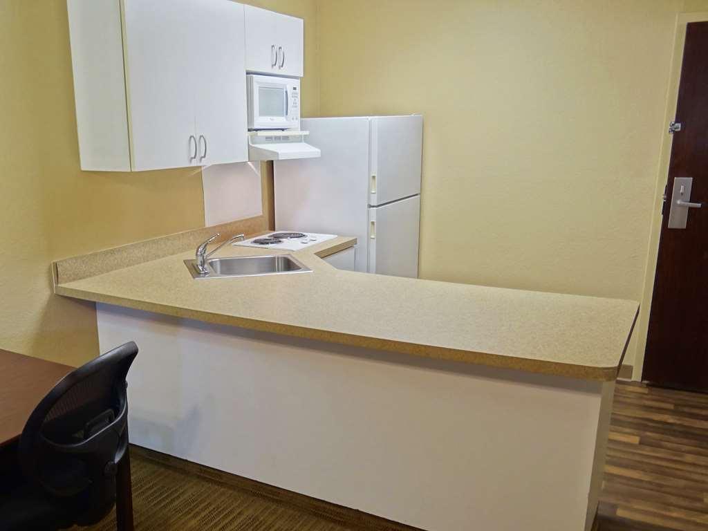 Sonesta Simply Suites Lafayette Airport Chambre photo