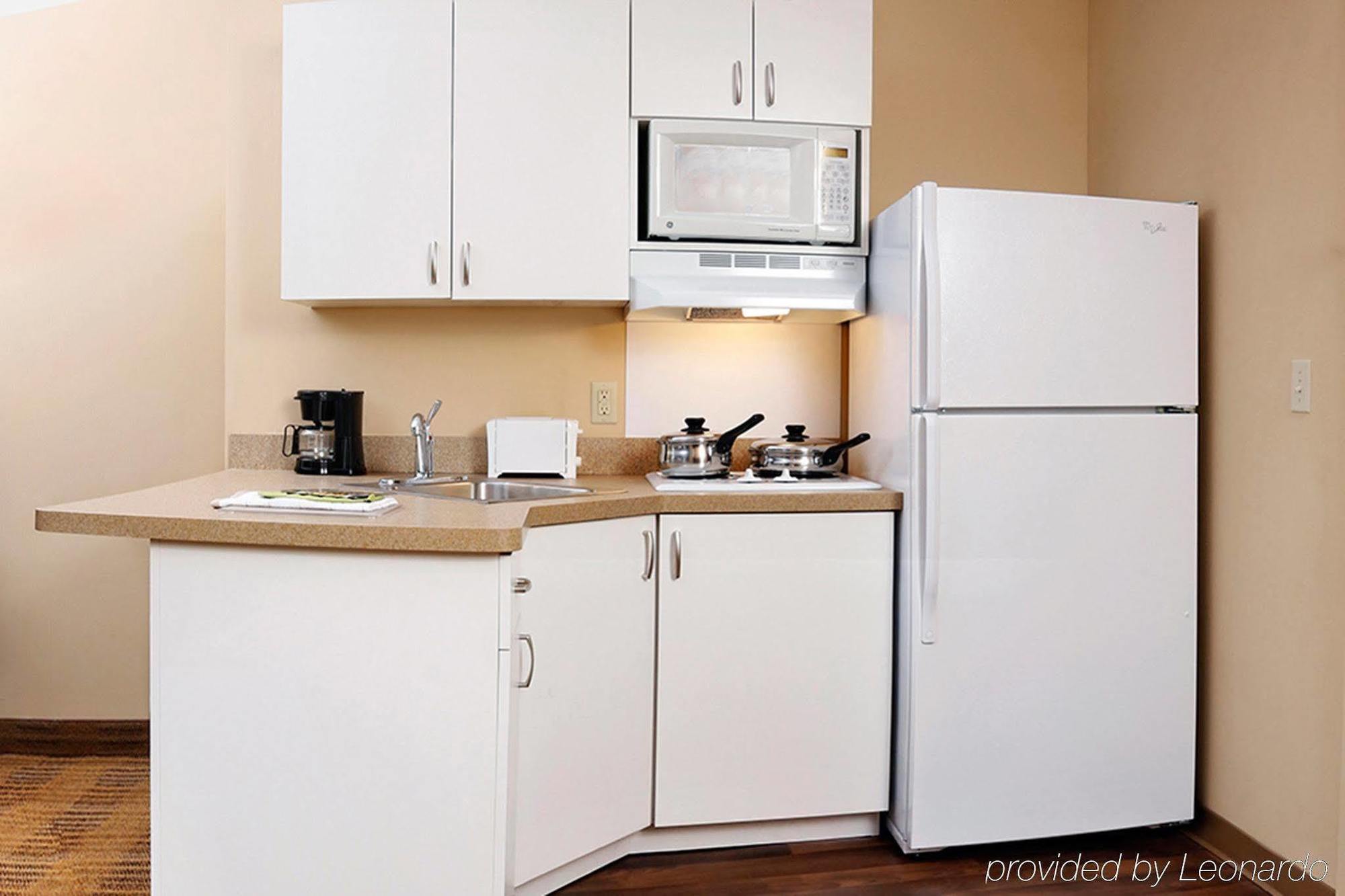 Sonesta Simply Suites Lafayette Airport Extérieur photo